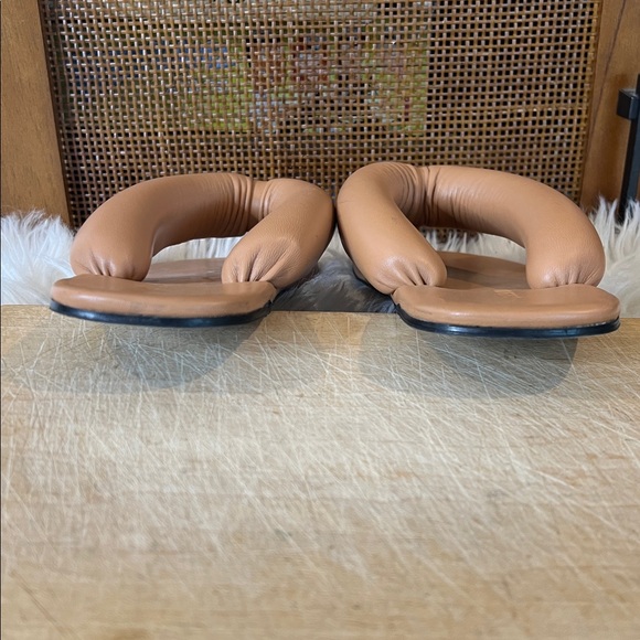 STAUD Rita Puffy Sandals - Picture 7 of 7